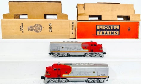 Lionel Postwar O Gauge 2353 Santa Fe A - A F - 3 Diesel Units