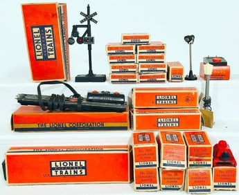 Lionel Postwar O Gauge 260 Illuminated Bumper Boxed X7/71 Lamppost Boxed X3/153C Contactor X9