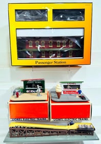 MTH Modern dark red Stone Passenger Station with Dual Platforms/Lionel Modern Animated Stand