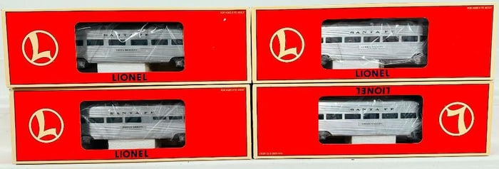 Lionel Modern O Gauge ATSF Four (4) Assorted Passenger Cars Boxed