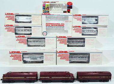 Lionel Modern O Gauge Pennsylvania F3 A-A Dual Motor Diesel Powered and Nonpowered Units
