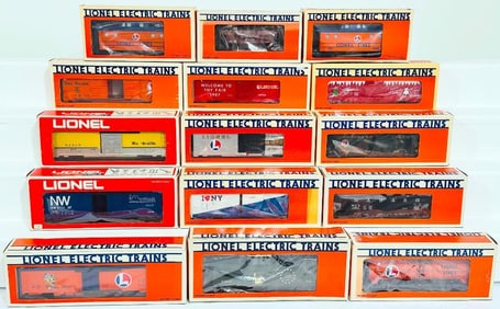 Lionel Modern O Gauge Sixteen (16) Assorted Freight Cars Boxed