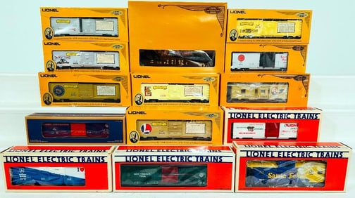 Lionel Modern O Gauge Fourteen (14) Assorted Freight Cars