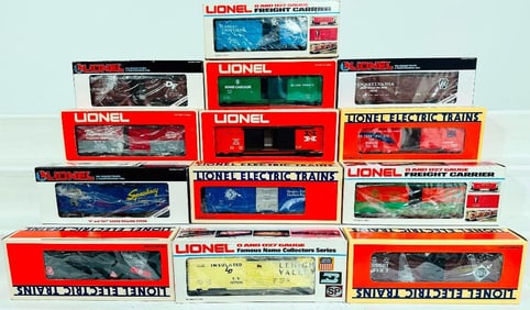 Lionel Modern O Gauge Thirteen (13) Assorted Freight Cars Boxed