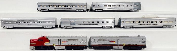 American Flyer Postwar S Gauge 360 Santa Fe Powered Alco Diesel Unit and 364 Santa Fe B Unit