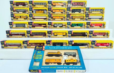 Revell Postwar HO Scale Thirty (30) Assorted Diesel Engines and Freight Cars