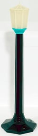 Lionel Postwar O Gauge Lamppost dark green pole