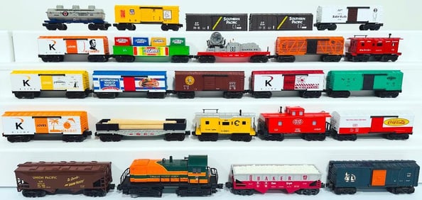 K-Line Modern O Gauge Twenty-Three (23) Assorted Freight Cars and Great Northern Diesel Switcher