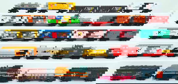 K-Line Modern O Gauge Twenty-Three (23) Assorted Freight Cars and Great Northern Diesel Switcher (1 of 9)