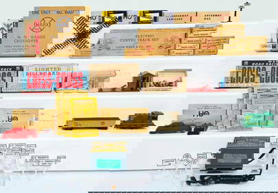 Marx Postwar O Gauge and HO Scale Assorted Smalls Boxed (1 of 11)