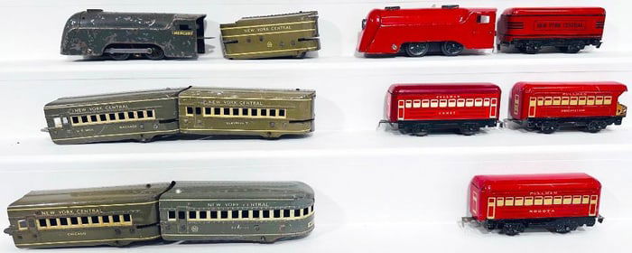 Marx Prewar O Gauge gray Mercury Black Locomotive and NYC Tender and Four (4) N.Y.C. Streamliner Car