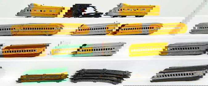 Marx Prewar O Gauge Union Pacific M?10000 4 Car Streamliner Set and Miscellaneous M10000 Streamliner (1 of 18)