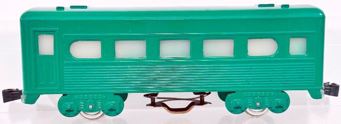 Marx Postwar O Gauge 4 Wheel Green plastic Pullman Passenger Car Factory Prototype