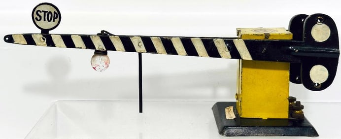 Marx Prewar O Gauge Railroad Crossing Factory Prototype