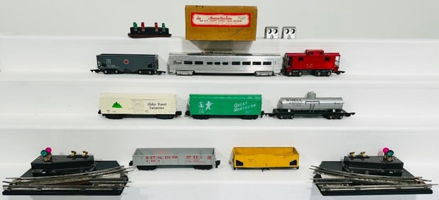 American Flyer Postwar S Gauge 688 One Pair Remote-Control Track Switches Boxed and Assorted Freight