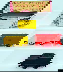 Marx Postwar O Gauge plastic Freight Cars and Tender and Track Factory Prototype (1 of 11)