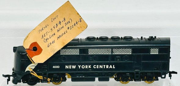 Marx Postwar HO Scale New York Central Diesel Powered F Unit Factory Archives