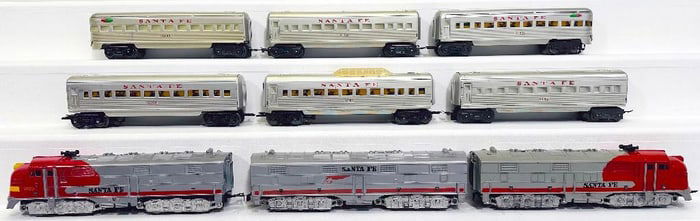 Marx Postwar O Gauge 1095 Santa Fe A – B – A Diesel Units and Six (6) Santa Fe Passenger
