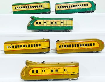 Marx Prewar O Gauge M-10000 green and cream Streamliner Set and M–10000 yellow and brown