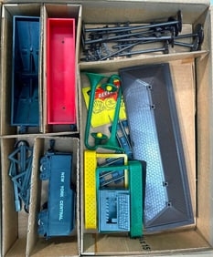 Marx Postwar O Gauge Out No. 39365W 400 Locomotive and Switcher Freight Set Boxed