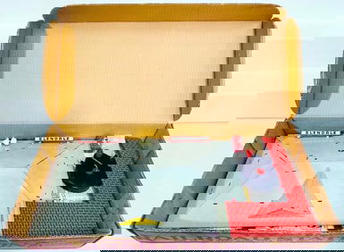 Marx Postwar O Gauge Talking Railroad Station with Accessories Boxed No. 4418 with contents