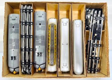Marx Postwar O Gauge Outfit No. 44464 Western Pacific A – A Diesel Passenger Set Boxed