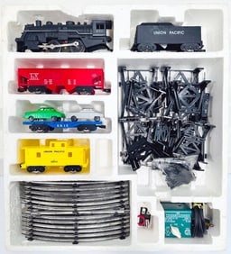 Marx Postwar O Gauge Outfit No. 4376 The Mountaineer Freight Set Boxed