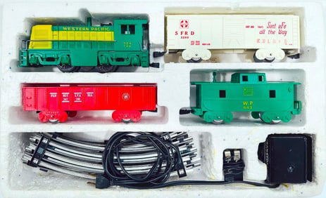 Marx Postwar O Gauge Outfit No. 7215 Western Pacific Diesel Switcher Freight Set Boxed