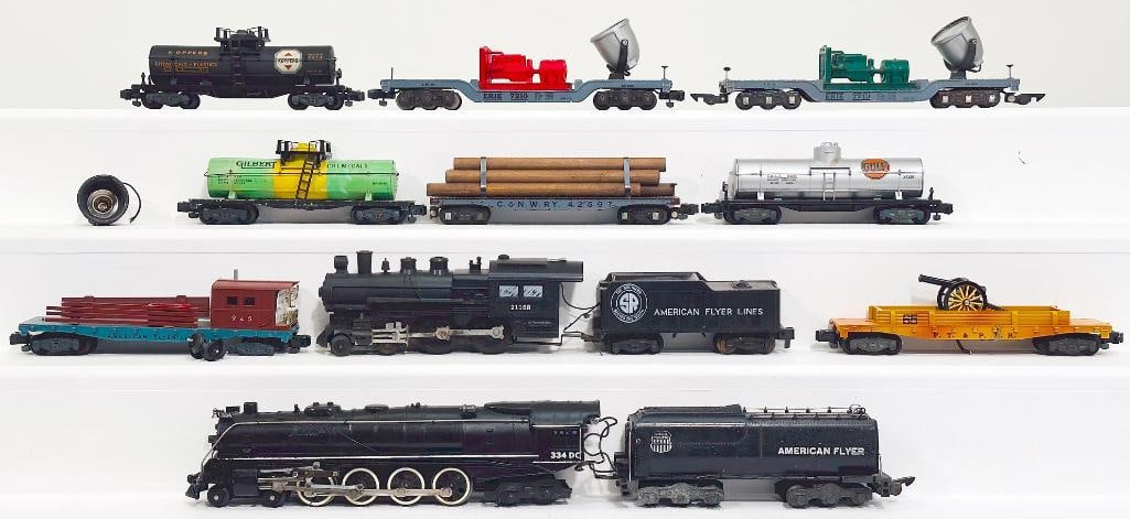 American Flyer Postwar S Gauge 334 DC Union Pacific Locomotive and Tender/21168 Southern Locomotive (1 of 12)