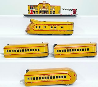 Marx Prewar O Gauge cream and yellow Union Pacific M – 10000 4 Car Streamliner Set
