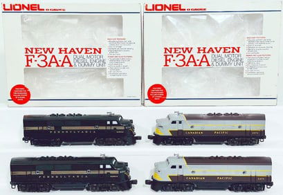 Lionel Modern O Gauge 2373 Union Pacific A - A Powered and Unpowered Diesel Units and 8953/8952 Penn
