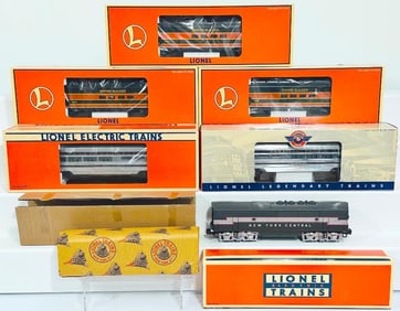 Lionel Modern O Gauge Great Northern Three Assorted Passenger Cars/Canadian Pacific Aluminum Diner