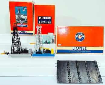 Lionel Modern O Gauge Marathon Oil Derrick/Linex Oil Derrick/#350 - 50 Transfer Table Extension