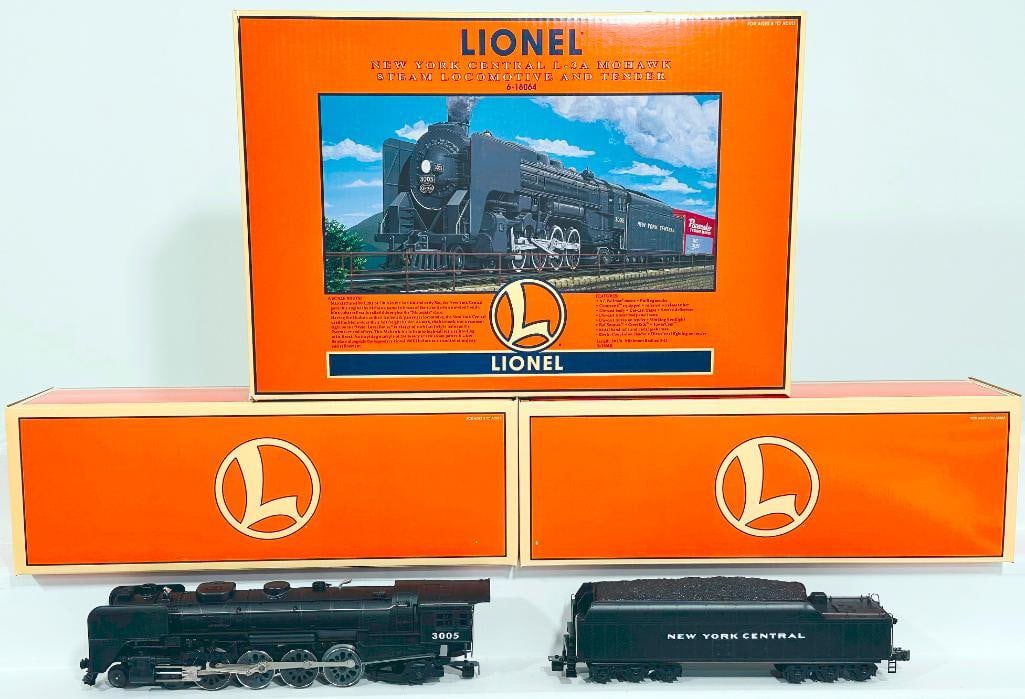 Lionel Modern O Gauge New York Central L - 3 A Mohawk Steam Locomotive and Tender #6 - 18064 Boxed (1 of 9)
