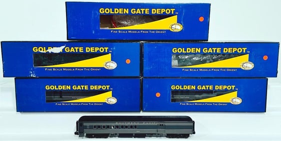 Golden Gate Depot Modern O Gauge Five (5) Assorted Passenger Cars Boxed