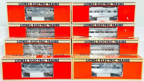 Lionel Modern O Gauge Eight (8) Assorted Santa Fe Passenger Cars Boxed