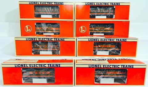 Lionel Modern O Gauge Eight (8) Assorted Great Northern Passenger Cars Boxed