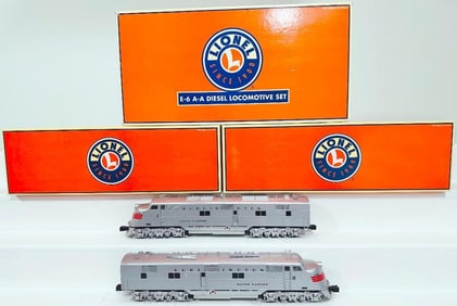 Lionel Modern O Gauge E - 5 Burlington Route Powered A Unit and Nonpowered A Unit Boxed