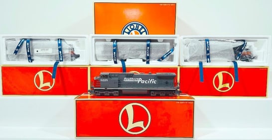 Lionel Modern O Gauge Southern Pacific F3 A – B – A Diesel Units Boxed and SP Dash-9 Swi