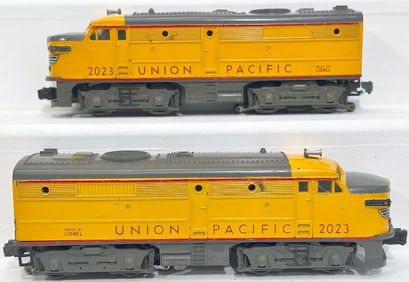 Lionel Postwar O Gauge 2023 Union Pacific Yellow and Gray A - A Alco Diesel Units Gray Nose