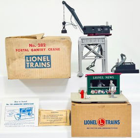 Lionel Postwar O Gauge 282 Portal Gantry Crane and 128 Animated Newsstand Boxed