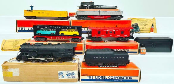 Lionel Postwar O Gauge 736 Steam Locomotive and 2046W Tender with Four Assorted Freight Cars Boxed