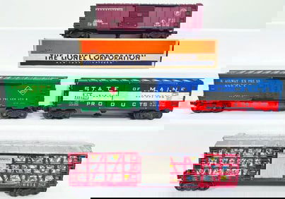 Lionel Postwar O Gauge 3484 Operating Box Car-6572 REA Box Car-3494 State of Maine-6434 Poultry Car