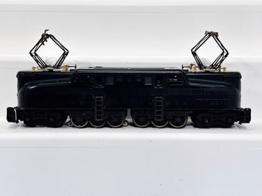 Lionel Postwar O Gauge 2332 Black GG1 with red colored Keystone from 1947