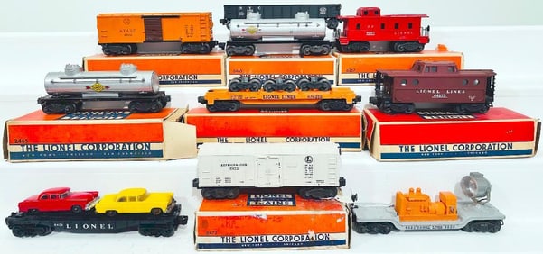 Lionel Postwar O Gauge Ten (10) Assorted Freight Cars