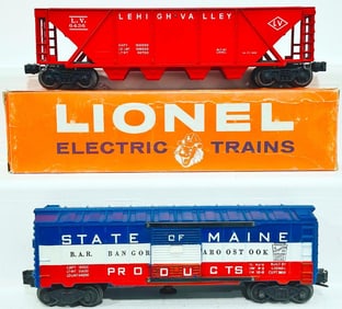Lionel Postwar O Gauge 3494-275 Operating Box Car State of Maine (no number) and 6436 Lehigh Valley