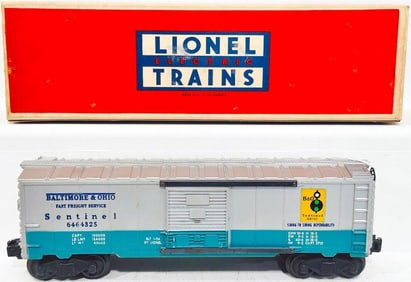 Lionel Postwar O Gauge 6464 - 325 B&O Sentinel Box Car