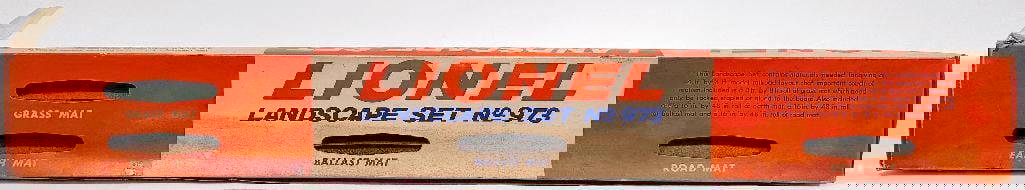 Lionel Postwar O Gauge 973 Landscape Set Ballast and Earth Mat: Lionel Postwar O Gauge 973 Landscape Set Ballast and Earth Mat, in C8 minus and with its original box that shows light wear. &#160;
