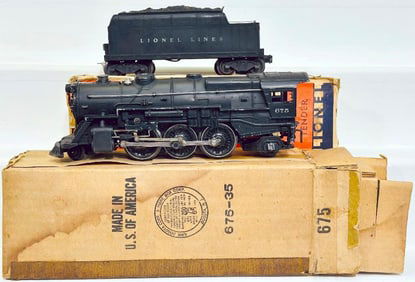 Lionel Postwar O Gauge 675 Locomotive and 2466W Tender Boxed