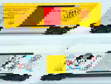 Lionel Postwar O Gauge 6464 - 1971 TCA National Convention Box Car and 6464 -1970 TCA Convention Car